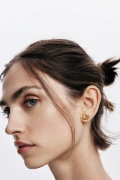 Zalio gold-plated heart stud earrings